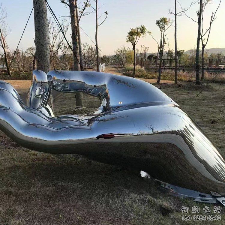 手雕塑廠家優選，陸地擺件，不銹鋼手拈花雕塑供給