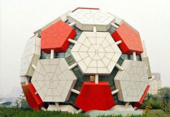 房地產足球雕塑