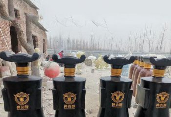 酒瓶雕塑供求，美陳雕塑，玻璃鋼酒瓶雕塑優選