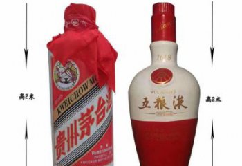 酒瓶雕塑精選，中式工藝，玻璃鋼酒瓶雕塑廠家供給