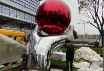 火球雕塑定價，廣場雕塑，手托火球雕塑廠家