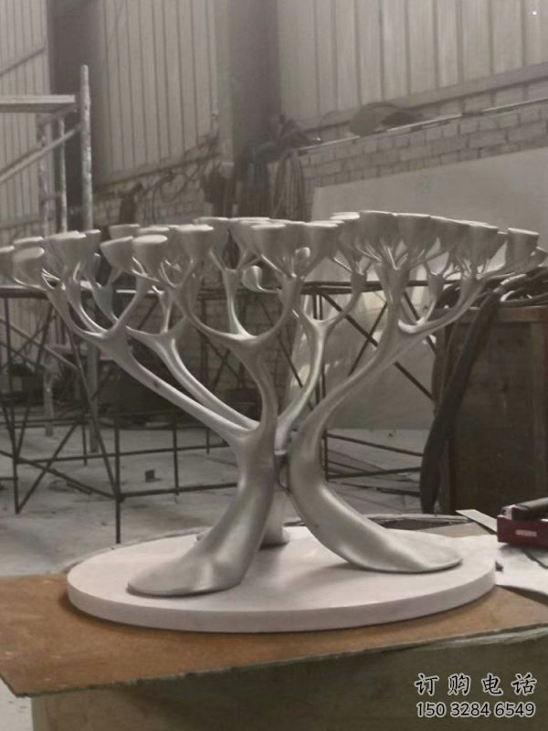 燈光樹(shù)雕塑點(diǎn)擊，地標(biāo)擺件，金屬燈光蘑菇樹(shù)雕塑承接