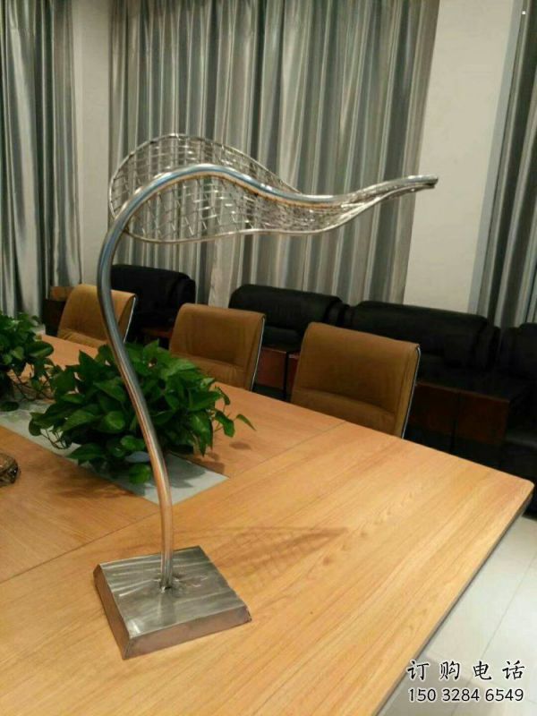 鏤空樹葉雕塑承接，城市雕塑，鏡面鏤空樹葉雕塑精品