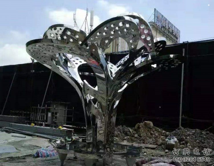 鏡面樹葉雕塑選用，透雕系列，現(xiàn)代不銹鋼鏡面樹葉雕塑優(yōu)價