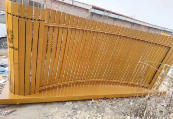 異形竹簡(jiǎn)雕塑