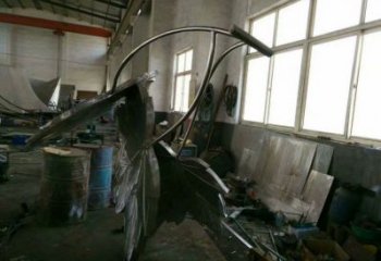 楓葉雕塑優(yōu)選，陸地?cái)[件，藝術(shù)不銹鋼楓葉雕塑供應(yīng)
