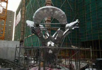 鏡面樹葉雕塑特供，標識雕塑，不銹鋼鏡面樹葉雕塑生產