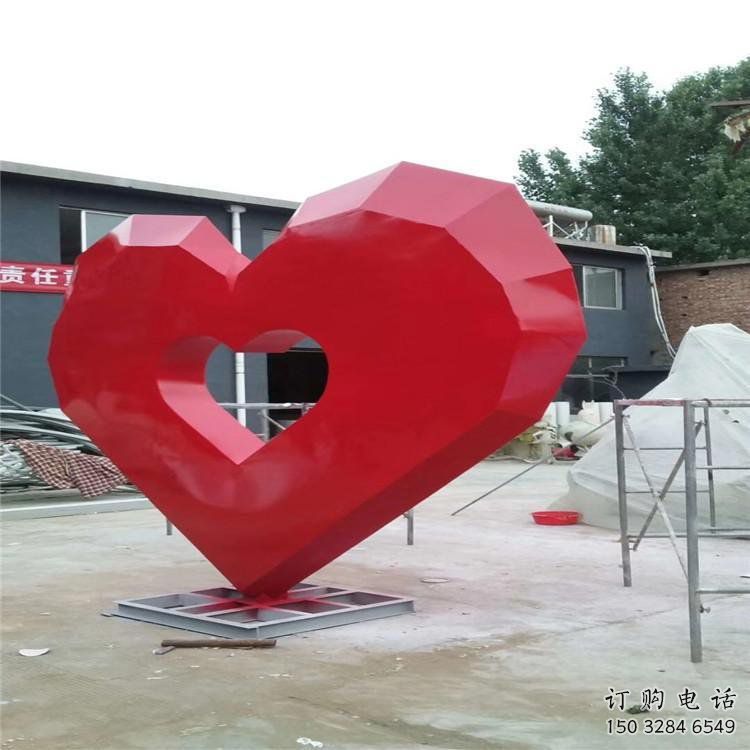 愛心雕塑精選，陸地?cái)[件，不銹鋼愛心雕塑精品