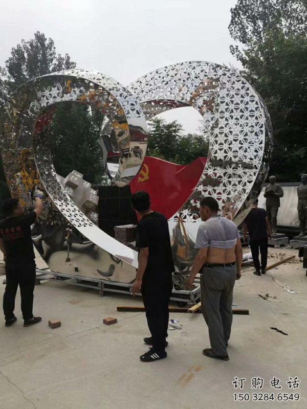 心形雕塑定做，城區小品，景觀鏡面心形雕塑定價