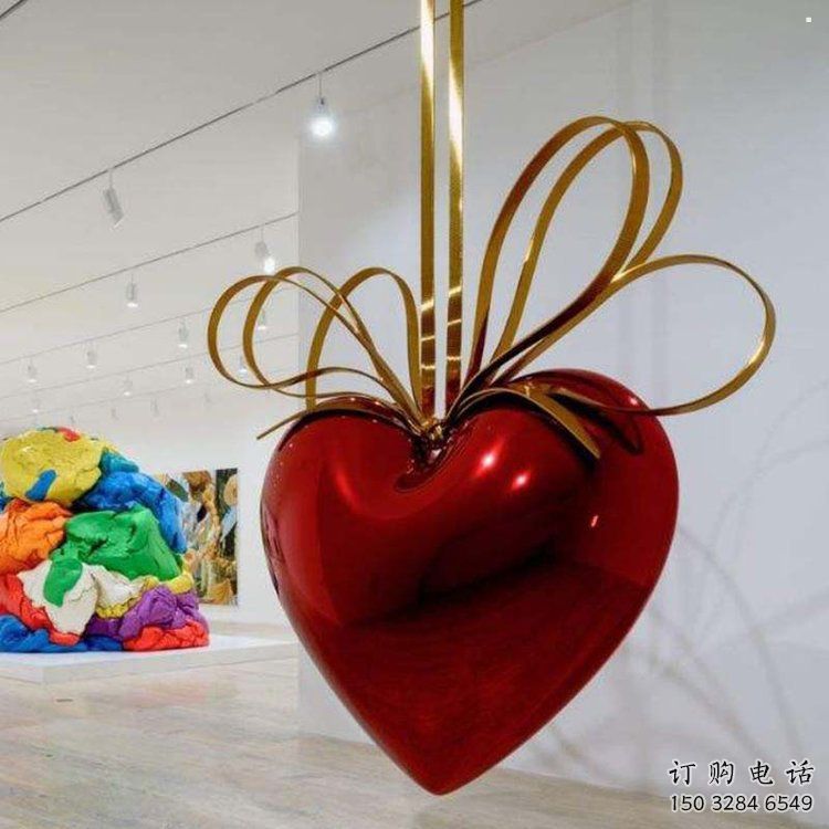 心形球雕塑定制制造，歐式風(fēng)格，烤漆心形球雕塑供給