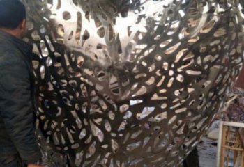 心形球雕塑優選，圓雕體系，不銹鋼心形球雕塑選定