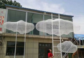 現(xiàn)代云梯雕塑