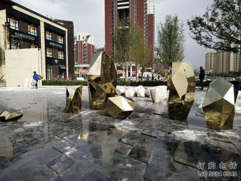 景觀鵝卵石雕塑