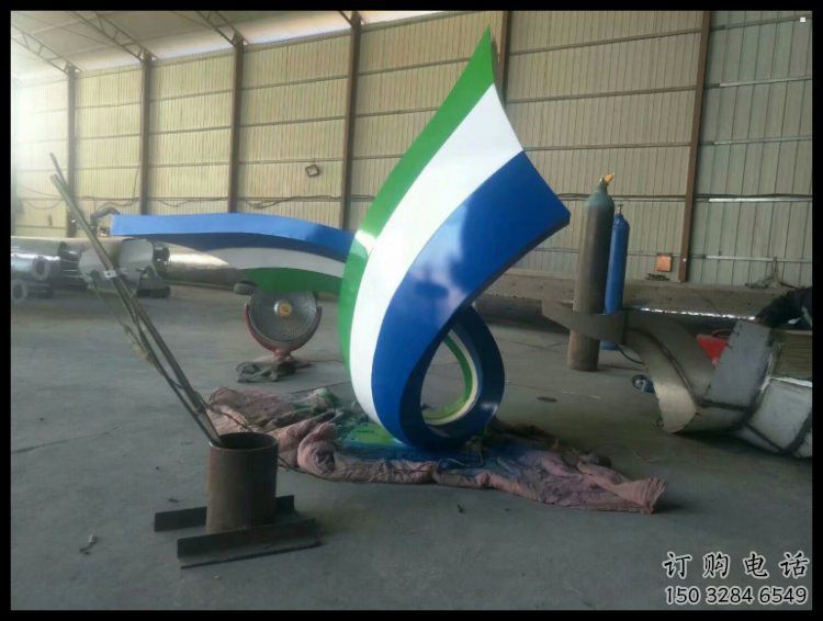 絲帶雕塑指用，景觀雕塑，不銹鋼絲帶雕塑點擊