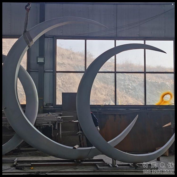 月亮雕塑觀賞型，露天雕塑，鋼結構月亮水簾雕塑訂做