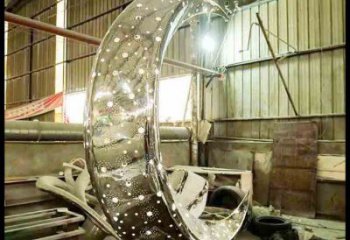 月亮雕塑訂做供需，景區雕塑，燈光鏤空月亮雕塑定價