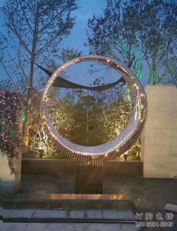 戶外花環(huán)雕塑