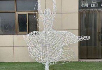 鏤空舞者雕塑優(yōu)選，陸地擺件，園林鐵藝跳舞雕塑供應(yīng)