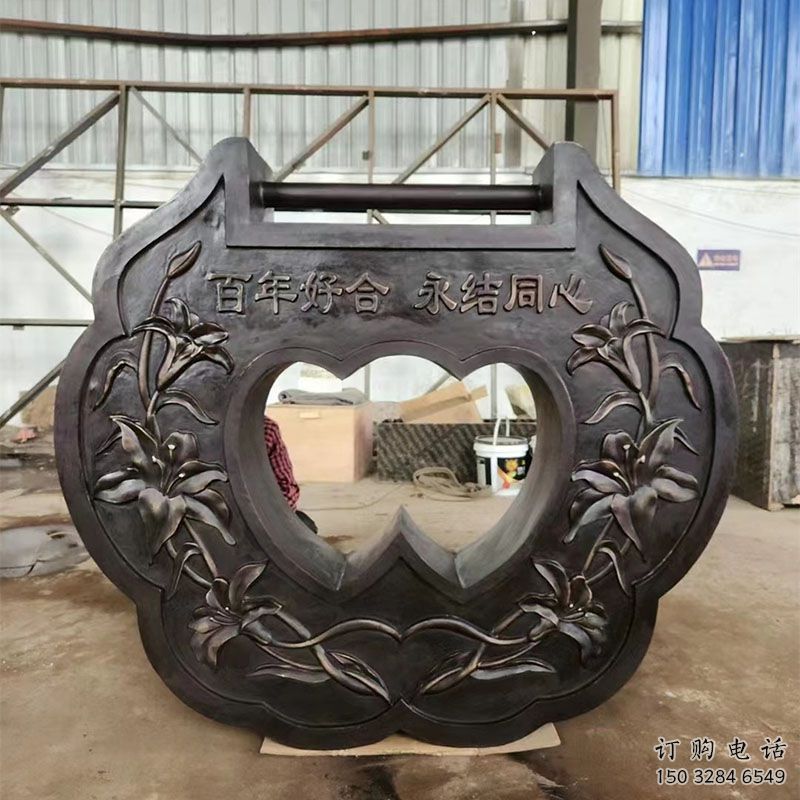 鋼鑄鎖子雕塑常用，鋼管組合，鎖子雕塑定價