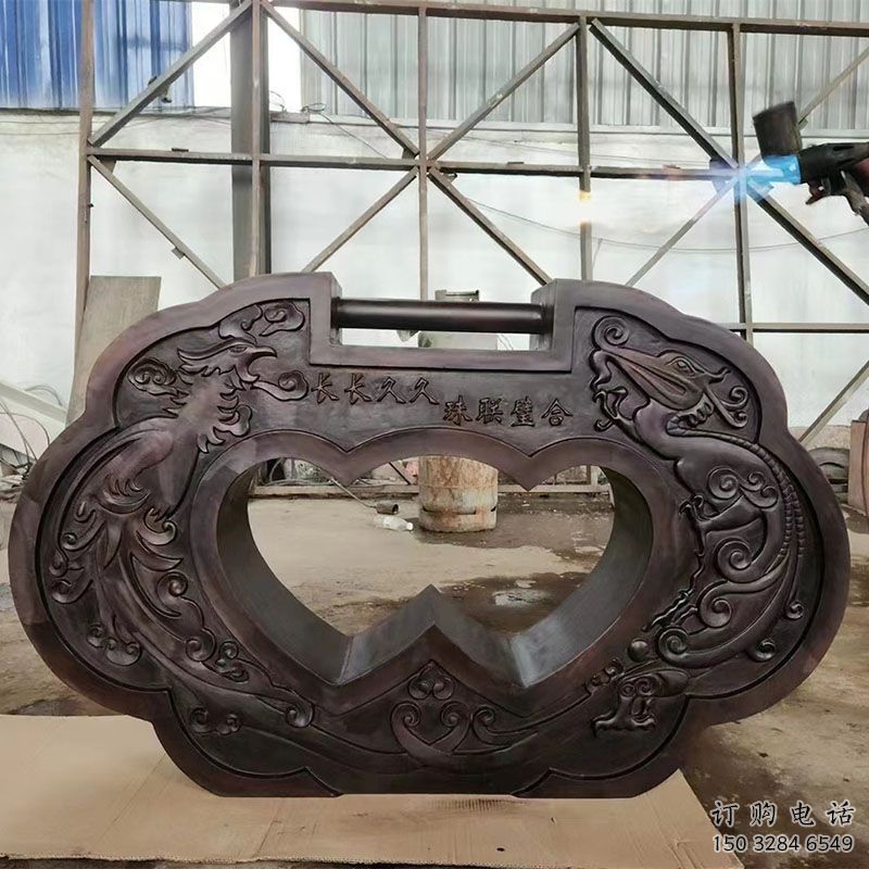 彩繪同心鎖雕塑生產，景區案例，景觀鎖子雕塑優選