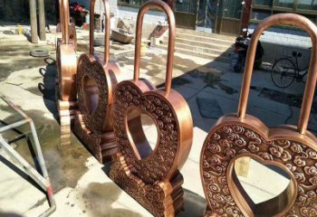 制造鎖子雕塑定價，地標擺件，烤漆不銹鋼鎖子雕塑精選