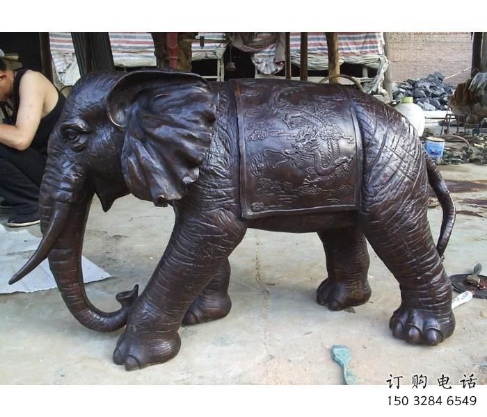 三明庭院大象雕塑定做，廣場雕塑，室外銅大象雕塑提供