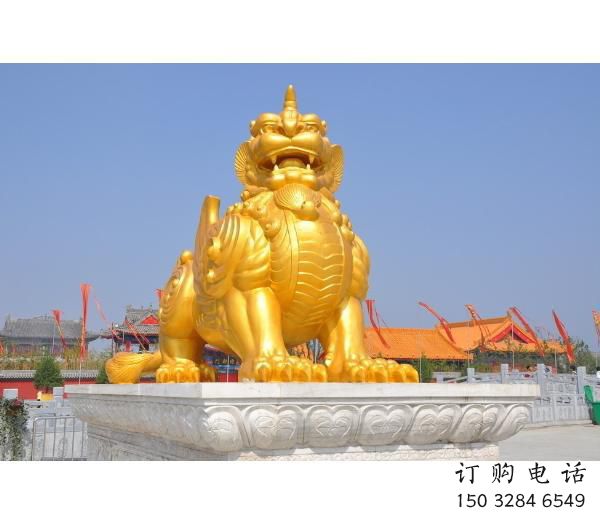 天水廣場貔貅雕塑，動物彩繪雕塑，抽象效果