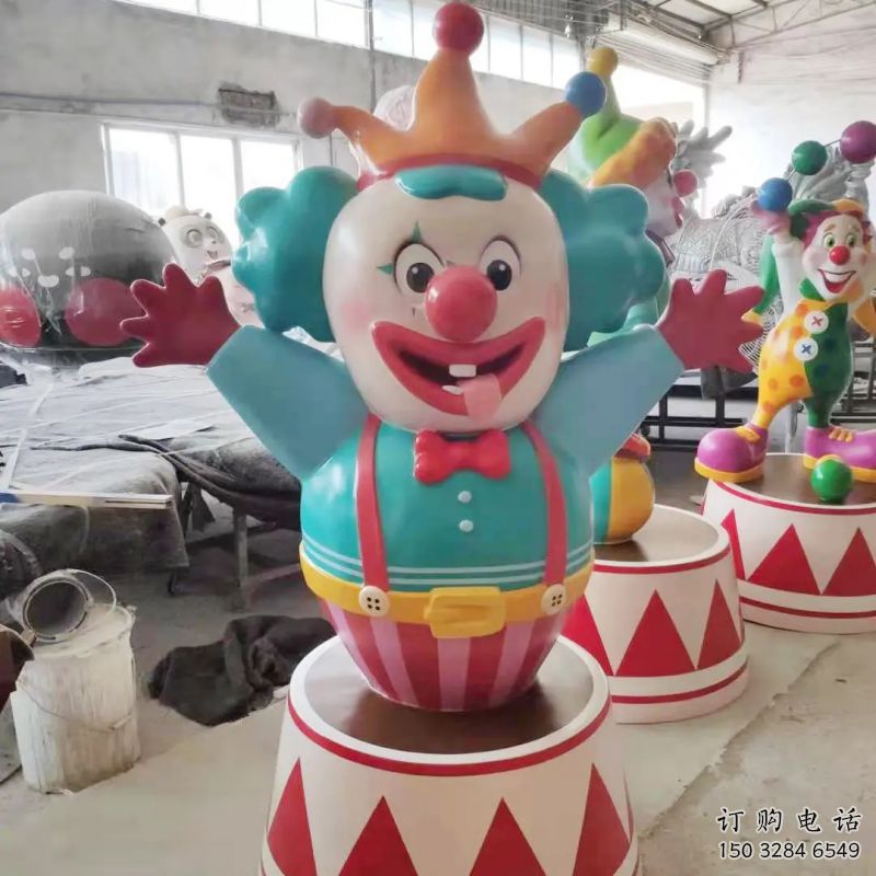 柳州公園小丑雕塑