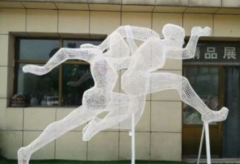 江門鏤空跨欄雕塑制造商，透雕雕塑，鐵藝體育人物雕塑供給