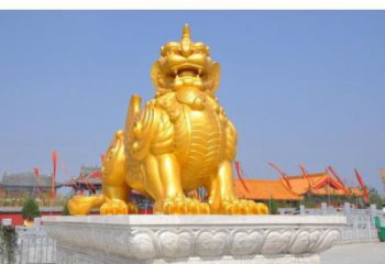 柳州廣場(chǎng)貔貅雕塑，動(dòng)物彩繪雕塑，抽象效果