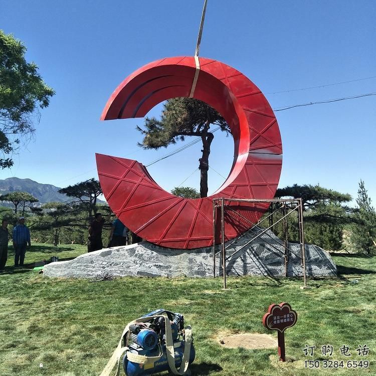 張家口草地精神堡壘雕塑