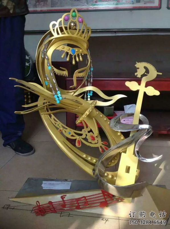 南關公園臉譜雕塑