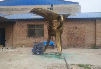 克孜勒蘇柯公園酒杯雕塑